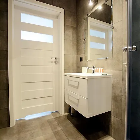 Apartament Kameralny Przy Rybackiej Apartament Kołobrzeg
